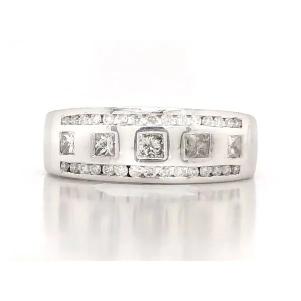 Estate Ring Mark Jewellers La Crosse, WI