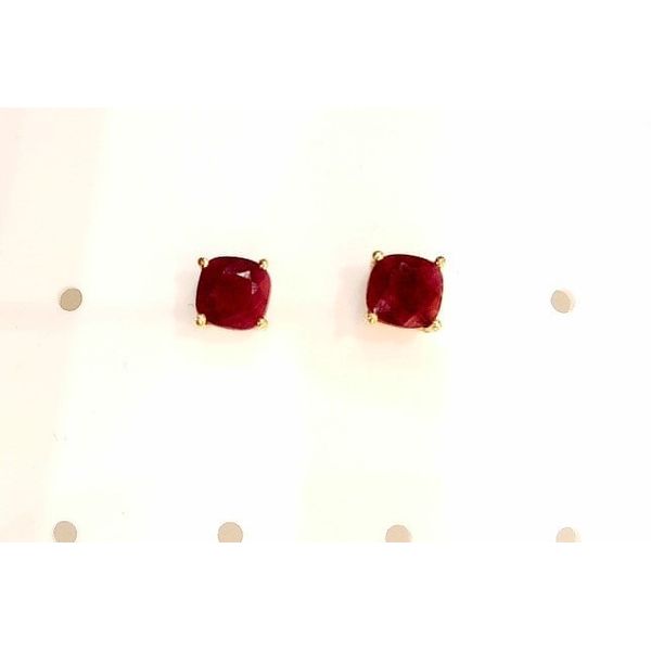 Earrings Marks of Design Shelton, CT