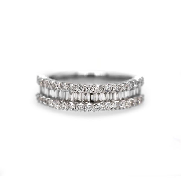 Anniversary Ring Mathew Jewelers, Inc. Zelienople, PA