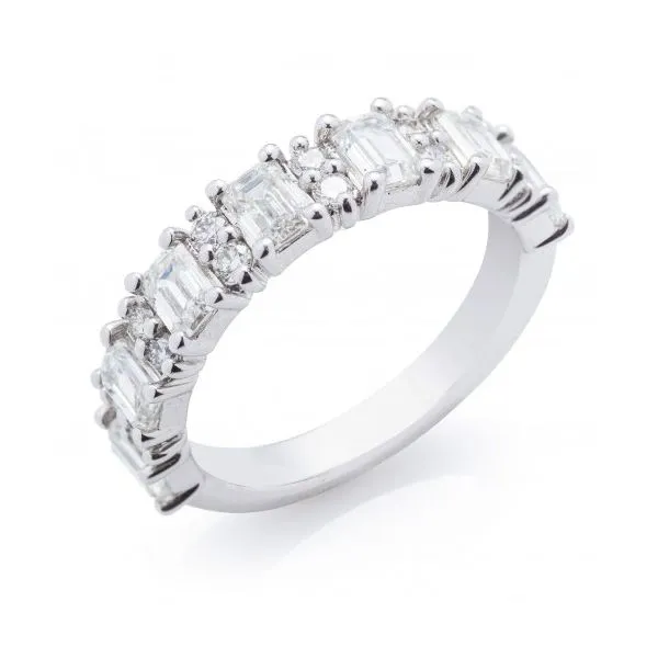 Anniversary Ring Image 2 Mathew Jewelers, Inc. Zelienople, PA