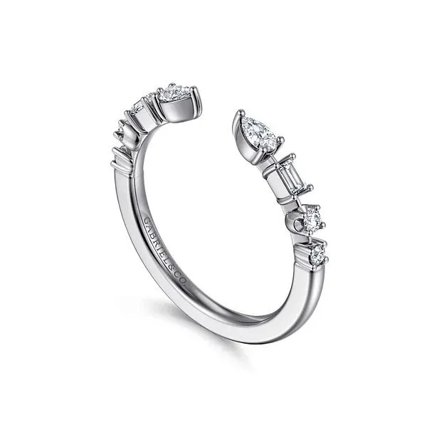 Anniversary Ring Image 2 Mathew Jewelers, Inc. Zelienople, PA