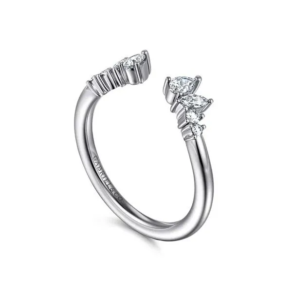 Anniversary Ring Image 2 Mathew Jewelers, Inc. Zelienople, PA