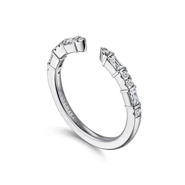 Anniversary Ring Image 2 Mathew Jewelers, Inc. Zelienople, PA