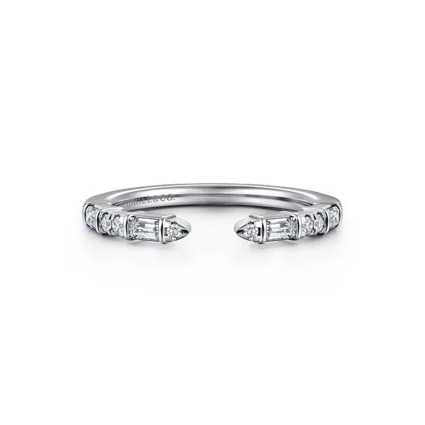 Anniversary Ring Mathew Jewelers, Inc. Zelienople, PA