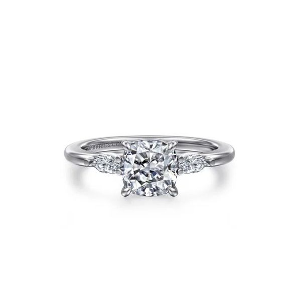 Engagement Ring Mathew Jewelers, Inc. Zelienople, PA