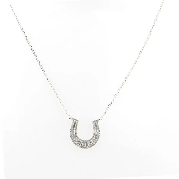 Necklace McCarver Moser Sarasota, FL