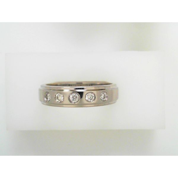 001-115-00038 McGee & Company Fine Jewelers Greenwood, IN