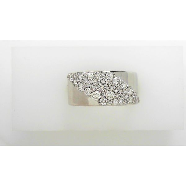 Women's Diamond Ring McGee & Company Fine Jewelers Greenwood, IN