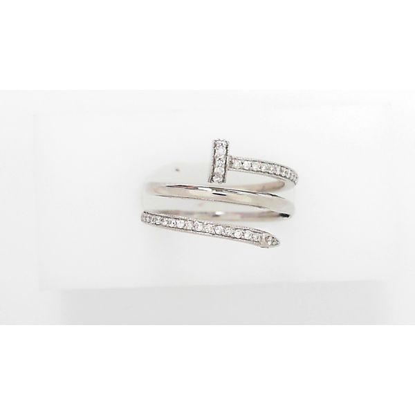 Women's Diamond Ring McGee & Company Fine Jewelers Greenwood, IN