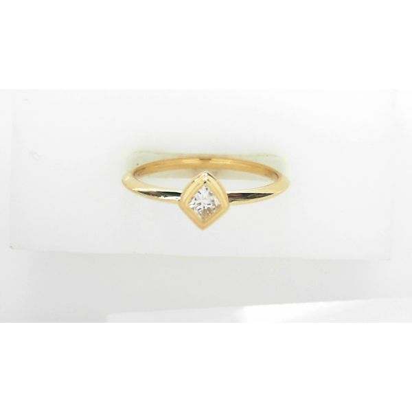 Women's Diamond Ring McGee & Company Fine Jewelers Greenwood, IN