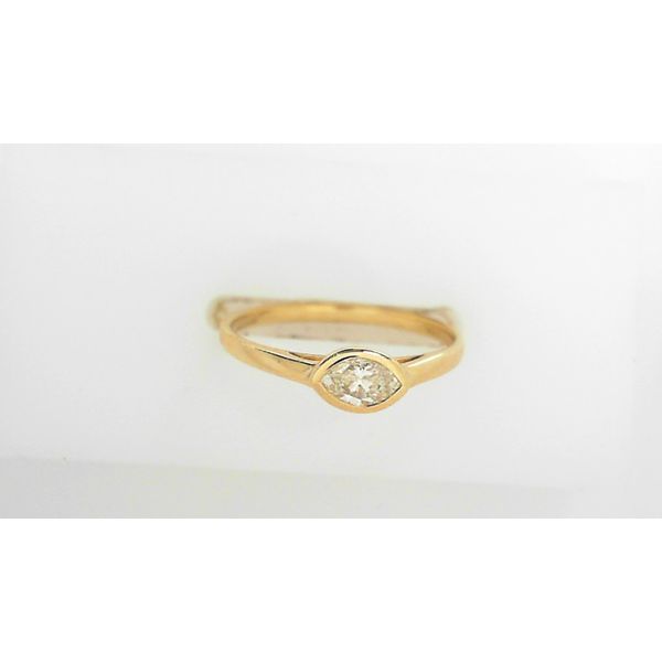 Women's Diamond Ring McGee & Company Fine Jewelers Greenwood, IN