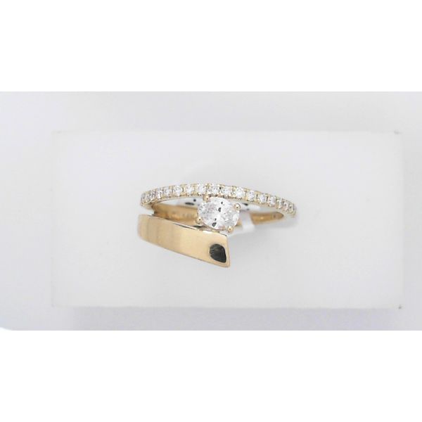 Women's Diamond Ring McGee & Company Fine Jewelers Greenwood, IN