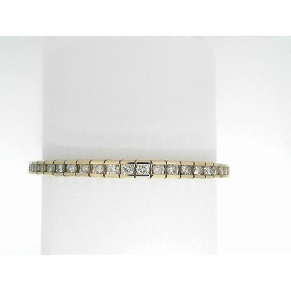 Diamond Bracelet McGee & Company Fine Jewelers Greenwood, IN
