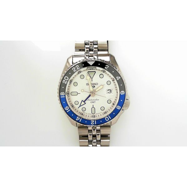 Watch McGee & Company Fine Jewelers Greenwood, IN