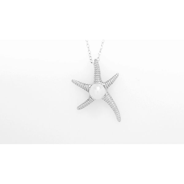 Silver Necklace/Pendant McGee & Company Fine Jewelers Greenwood, IN