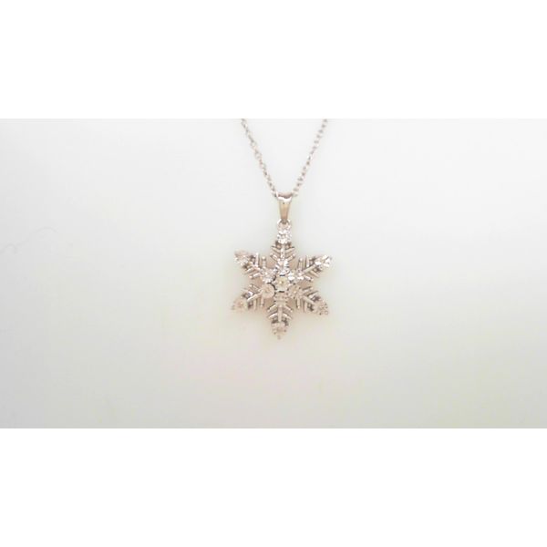 Silver Necklace/Pendant McGee & Company Fine Jewelers Greenwood, IN
