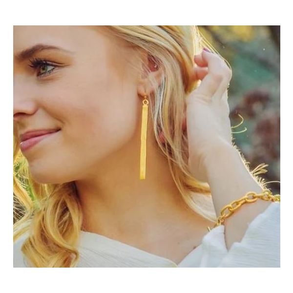 Earrings Image 2 Mead Jewelers Enid, OK