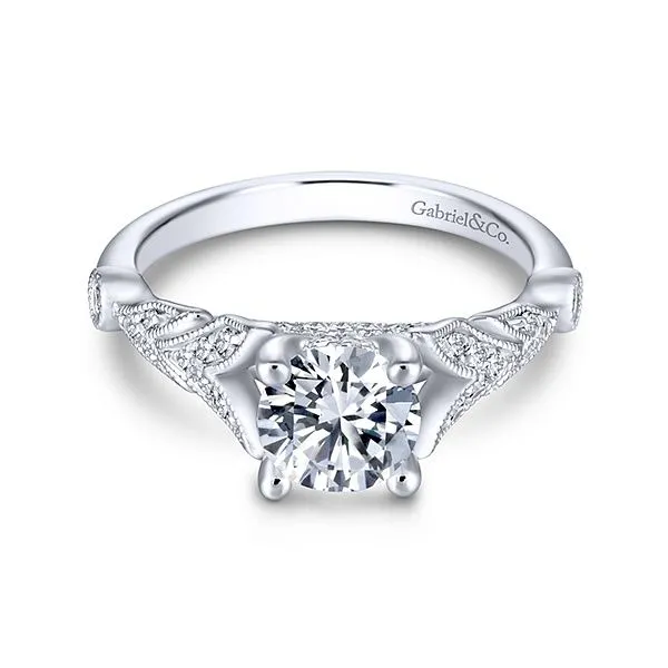 Engagement Ring Mees Jewelry Chillicothe, OH