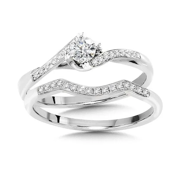 Engagement Ring Mees Jewelry Chillicothe, OH