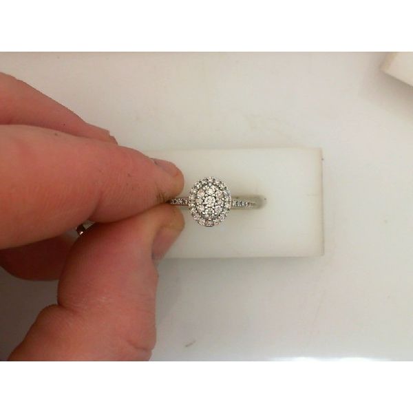 Engagement Ring Mees Jewelry Chillicothe, OH