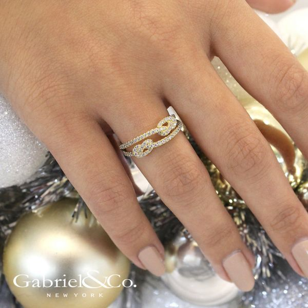 Fashion Ring Image 3 Mees Jewelry Chillicothe, OH