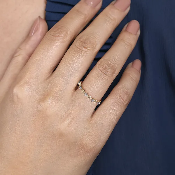 14K Yellow Gold Diamond and Bujukan Bead Station Ring Image 2 Mees Jewelry Chillicothe, OH