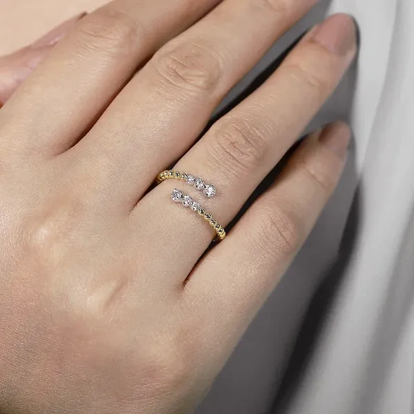 Fashion Ring Image 3 Mees Jewelry Chillicothe, OH