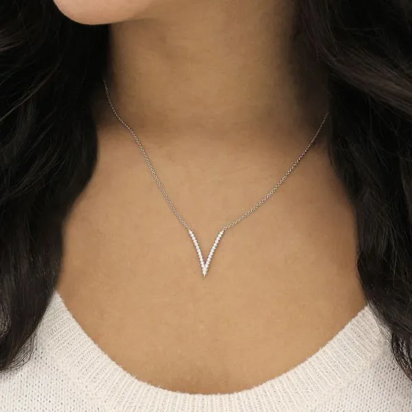 Pendant Image 3 Mees Jewelry Chillicothe, OH