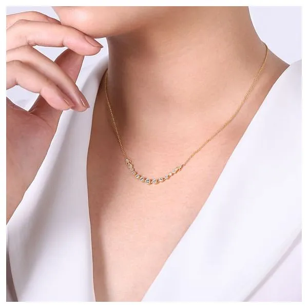 14K Yellow Gold Milgrain Bezel Set Diamond Curved Bar Necklace Image 2 Mees Jewelry Chillicothe, OH