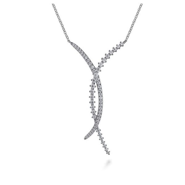 14K White Gold Graduating Diamond Pendant Necklace Mees Jewelry Chillicothe, OH