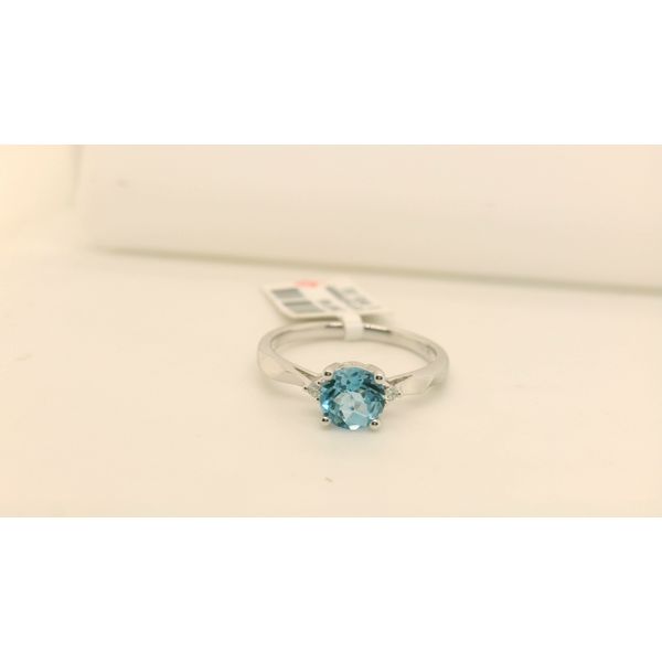 Fashion Ring Mees Jewelry Chillicothe, OH