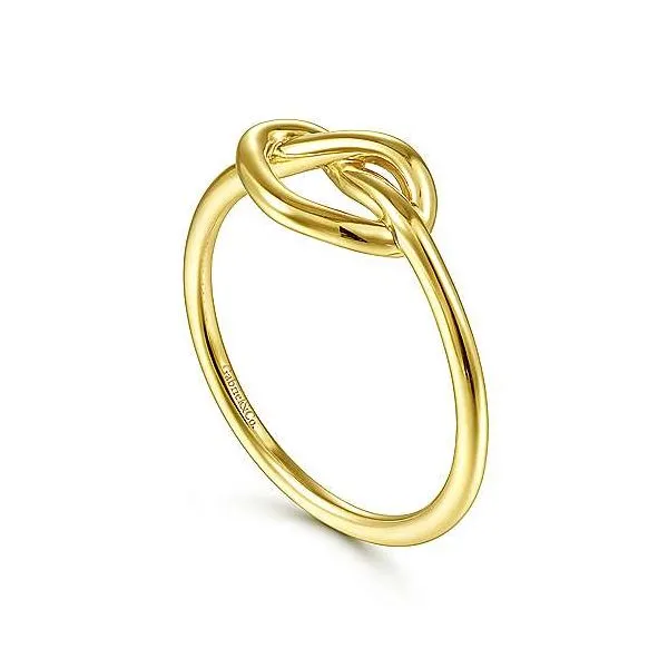 14K Yellow Gold Twisted Heart Pretzel Ring Image 3 Mees Jewelry Chillicothe, OH