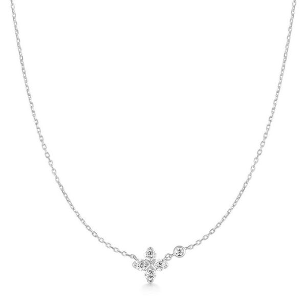 Silver Sparkling Lucky Clover Necklace Mees Jewelry Chillicothe, OH