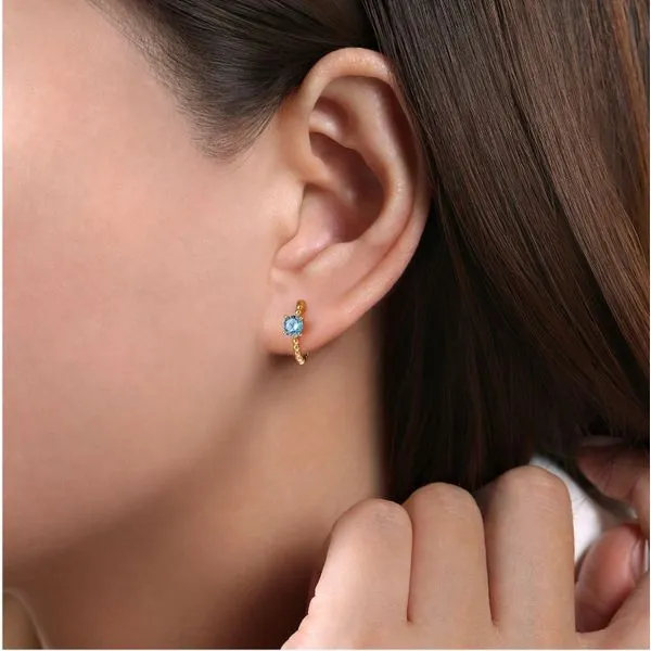 Gabriel & Co. 14K Yellow Gold Round Swiss Blue Topaz Bujukan Huggies Image 2 Meigs Jewelry Tahlequah, OK