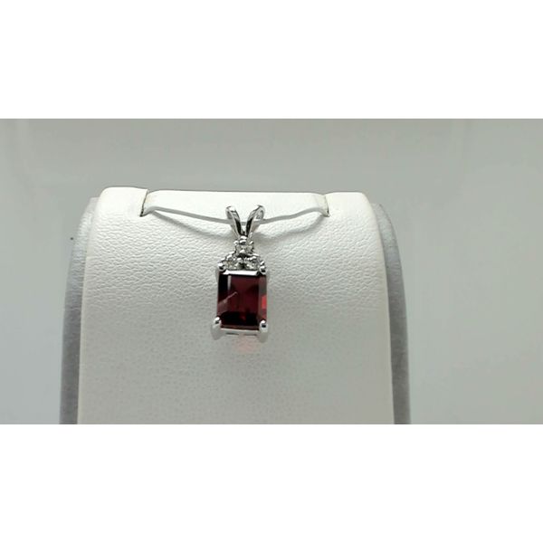 Gemstone Pendant Mesa Jewelers Grand Junction, CO