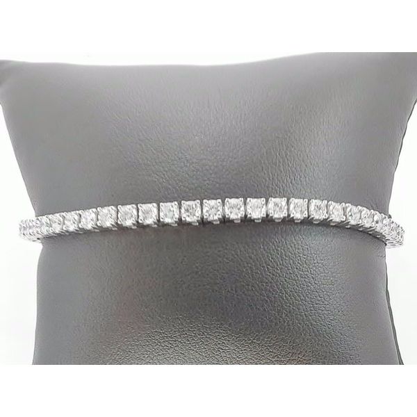Lab created jewelry Mesa Jewelers Grand Junction, CO