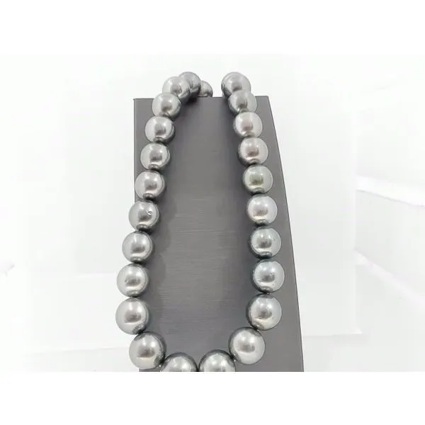 Pearl Necklace Mesa Jewelers Grand Junction, CO