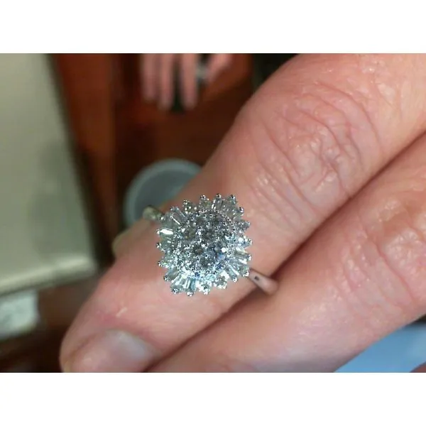 Engagement Ring Meyers Jewelers Grove City, OH