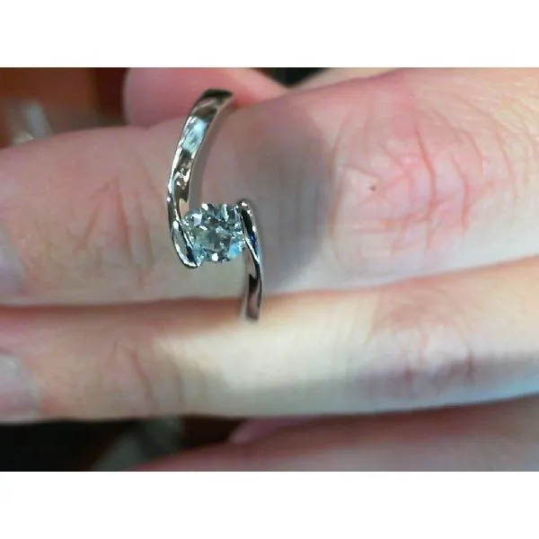 Engagement Ring Meyers Jewelers Grove City, OH
