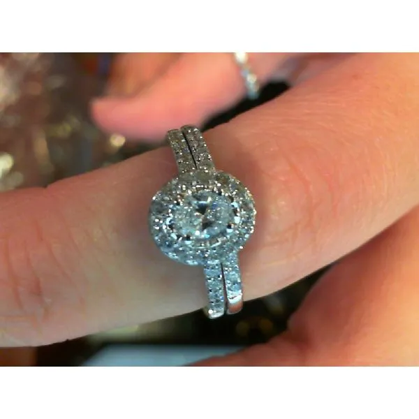 Diamond Bridal Wedding Sets Meyers Jewelers Grove City, OH