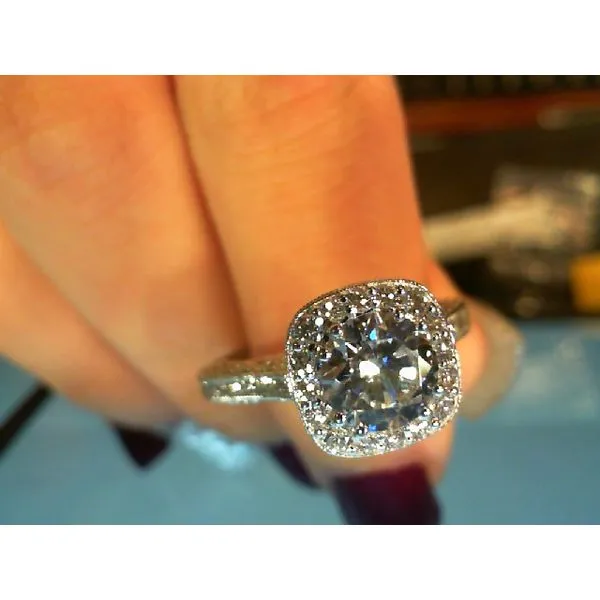 Semi-Mount Meyers Jewelers Grove City, OH