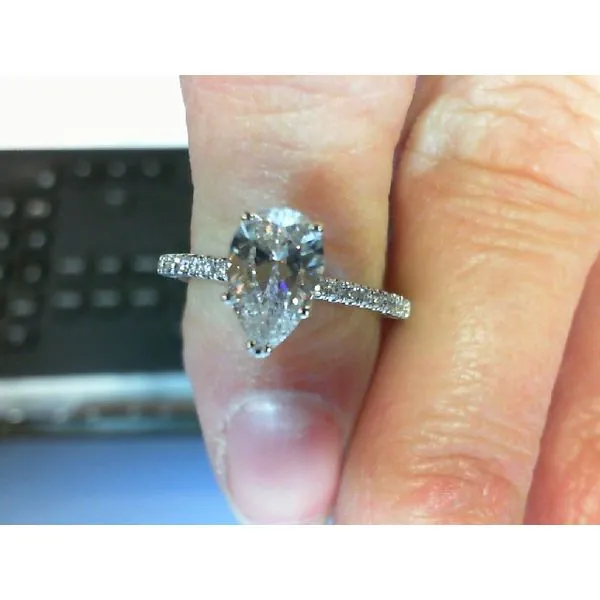 Semi-Mount Meyers Jewelers Grove City, OH