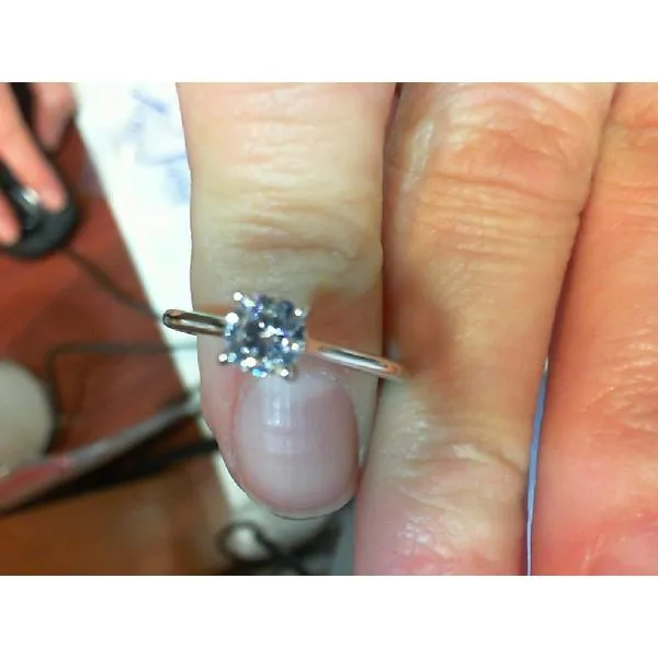 Semi-Mount Meyers Jewelers Grove City, OH
