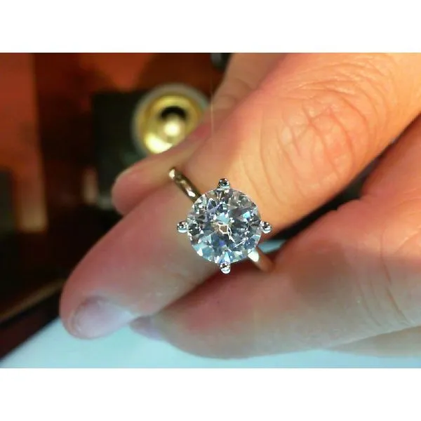 Semi-Mount Meyers Jewelers Grove City, OH
