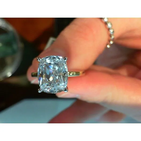 Semi-Mount Meyers Jewelers Grove City, OH