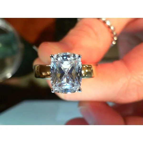 Semi-Mount Meyers Jewelers Grove City, OH