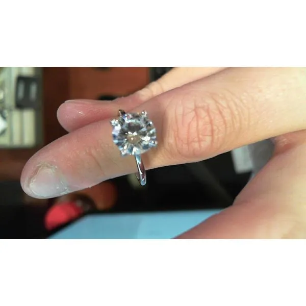 Semi-Mount Meyers Jewelers Grove City, OH