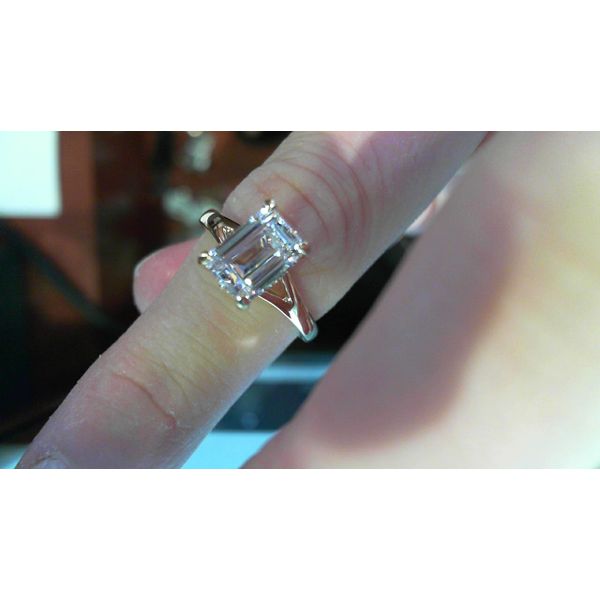 Semi-Mount Meyers Jewelers Grove City, OH