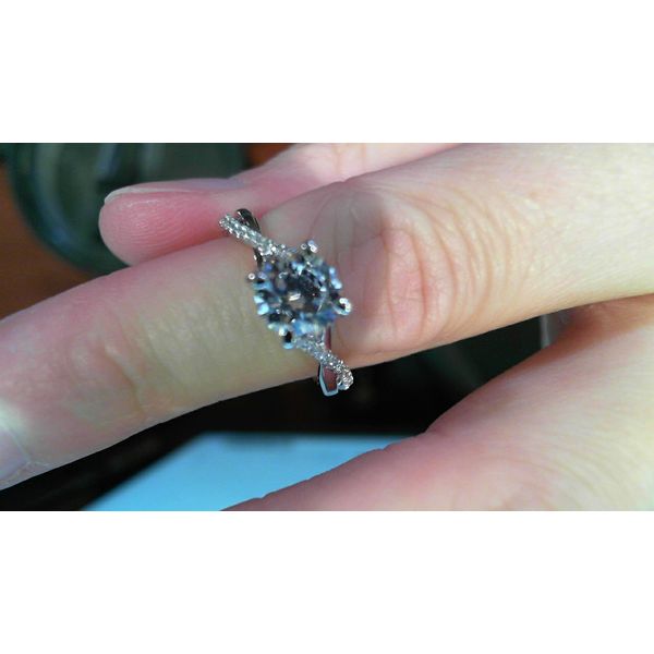 Semi-Mount Meyers Jewelers Grove City, OH