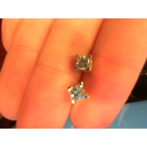 Earring Meyers Jewelers Grove City, OH